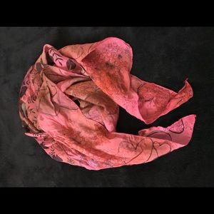 Delicate floral scarf